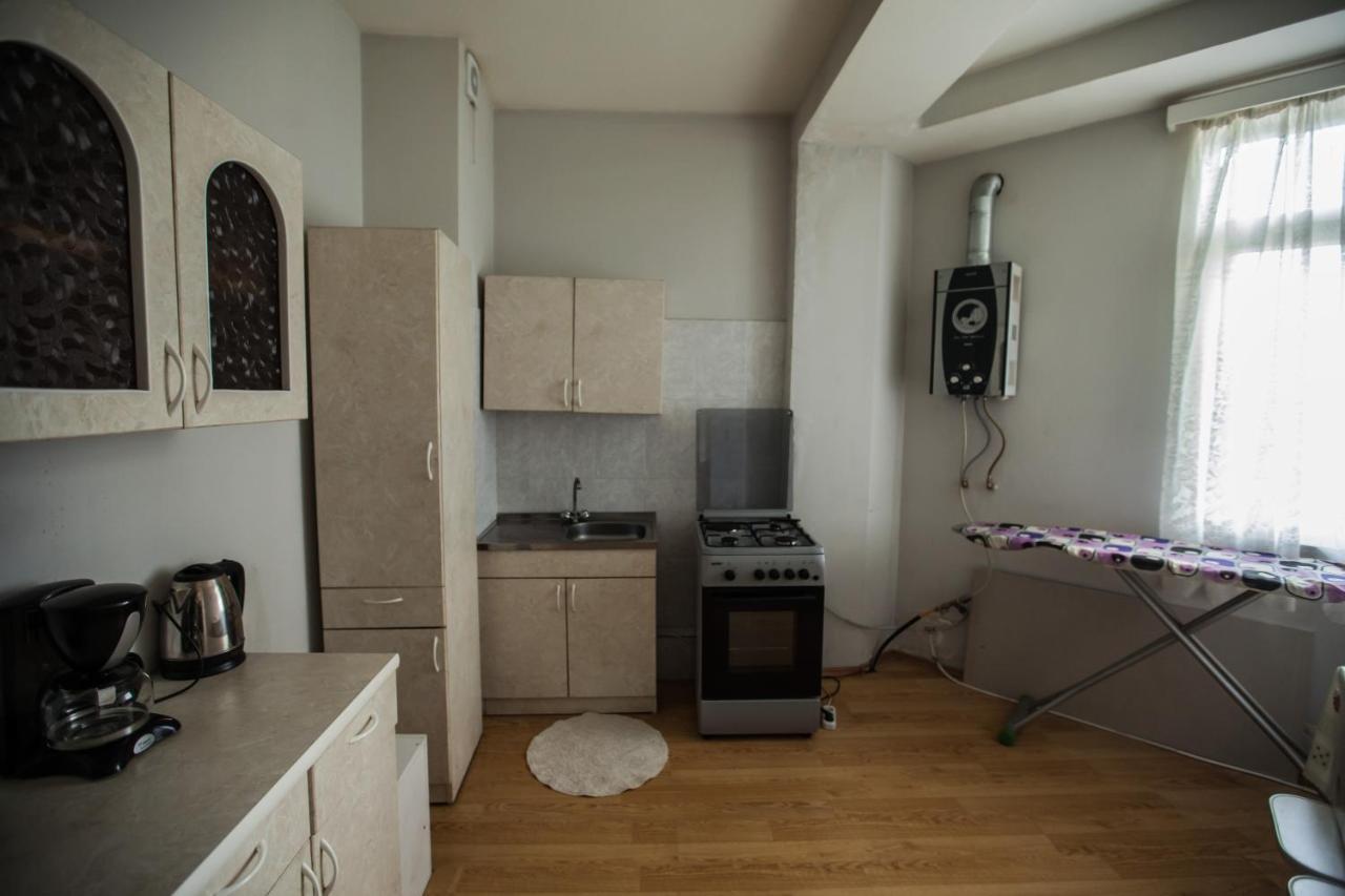 Sunny Apartments. Tbilisi. 300 Aragveli エクステリア 写真